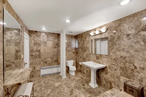 $2,000,000 | 142-15 Newport Avenue | Neponsit