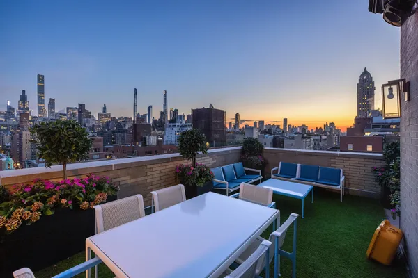 $6,995,000 | 145 East 76th Street, Unit PH | Lenox Hill