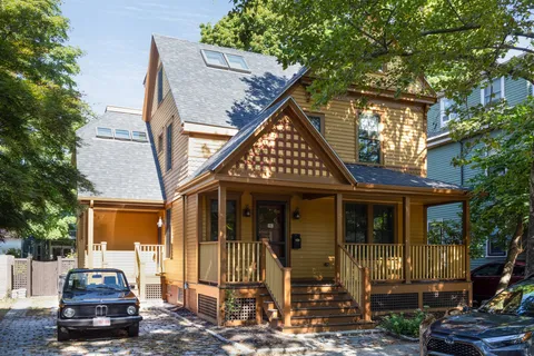 $2,300,000 | 16 St James Avenue, Somerville, MA 02144