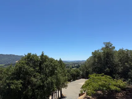 $1,250,000 | 275 Kerry Lane, Cloverdale, CA 95425
