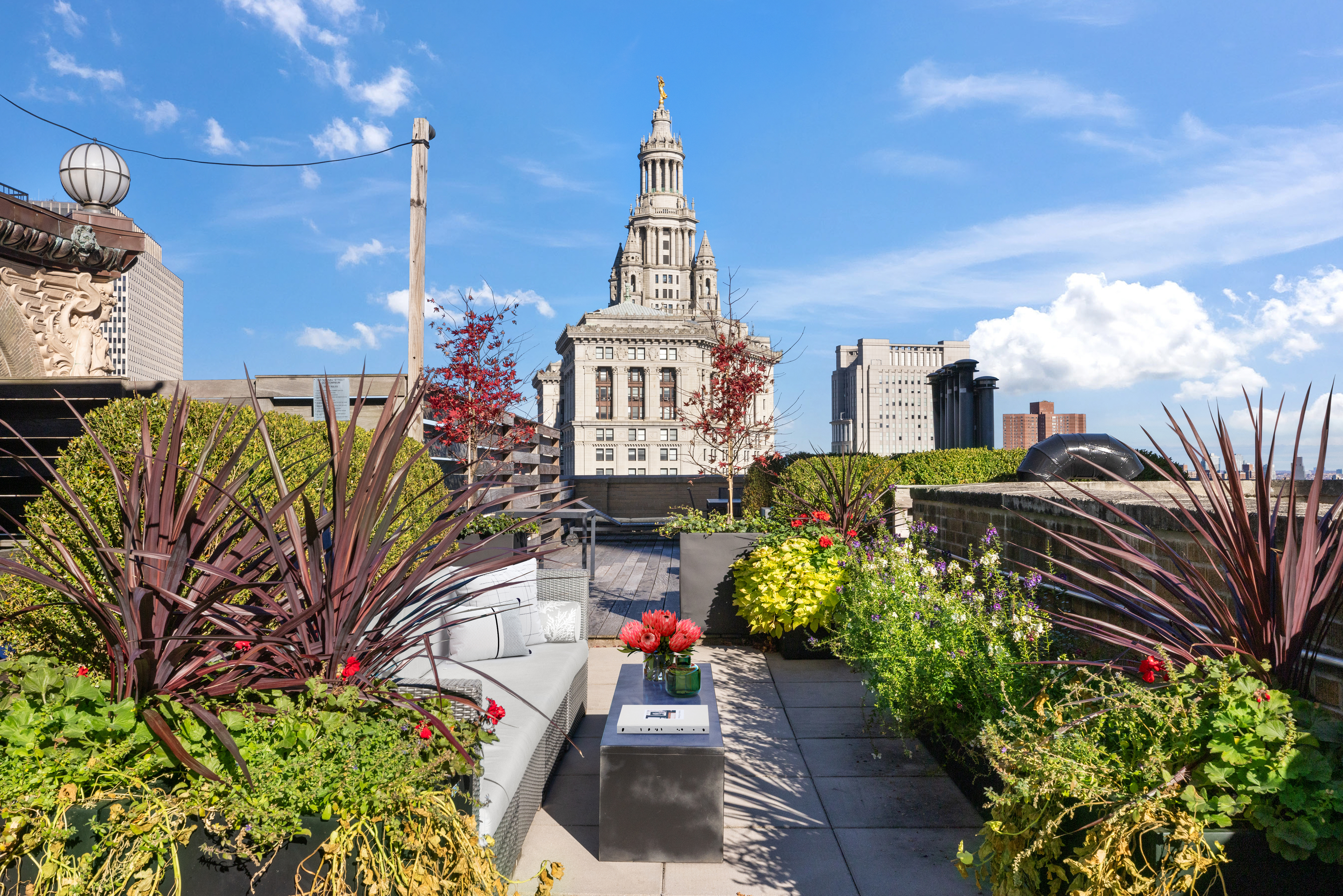 150 Nassau Street, Unit 10A Manhattan, NY 10038 - Photo 16 of 20 a view of a flower in the center