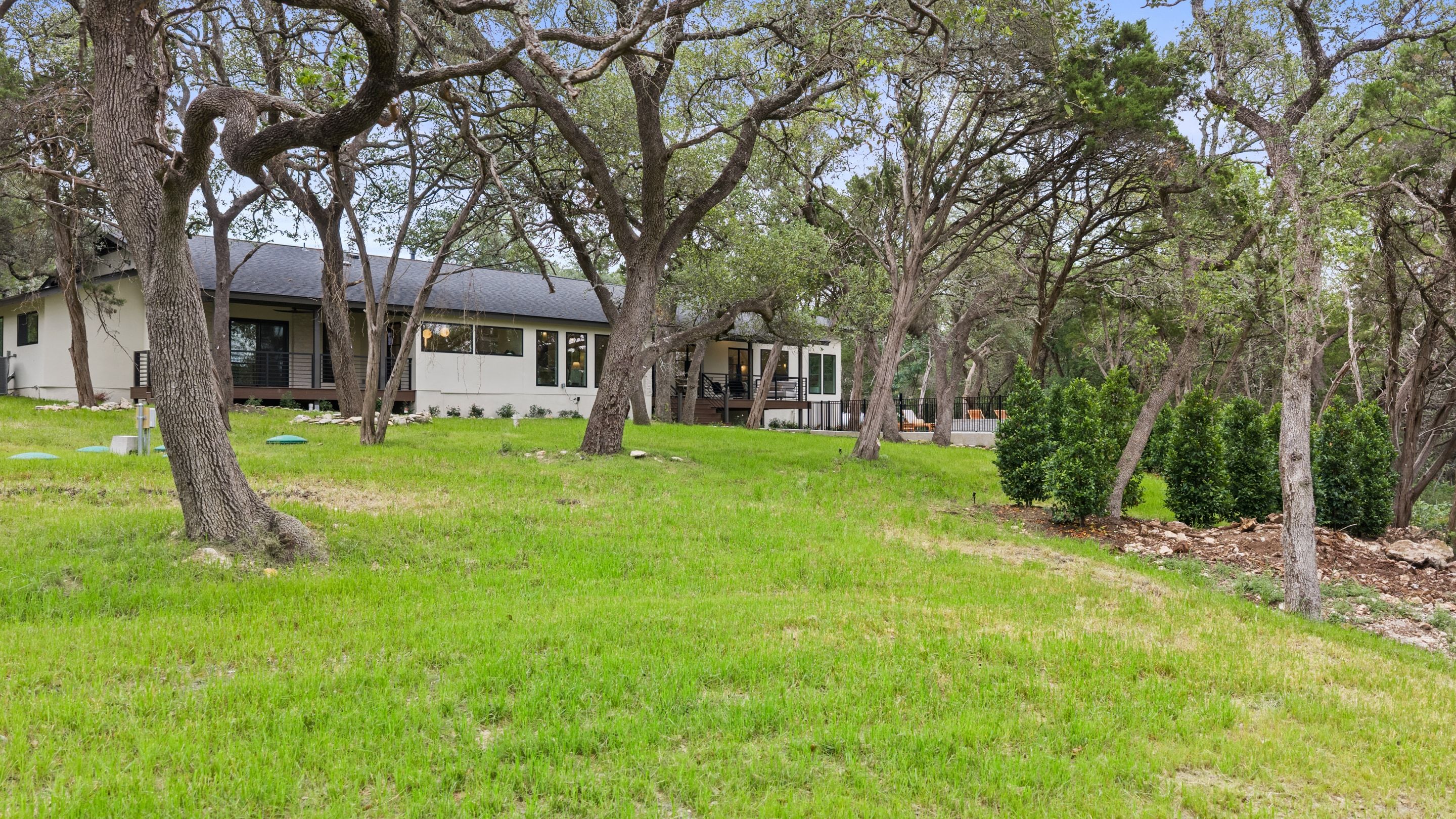 1513 Flintridge Road West Lake Hills, TX 78746 - Photo 39 of 51