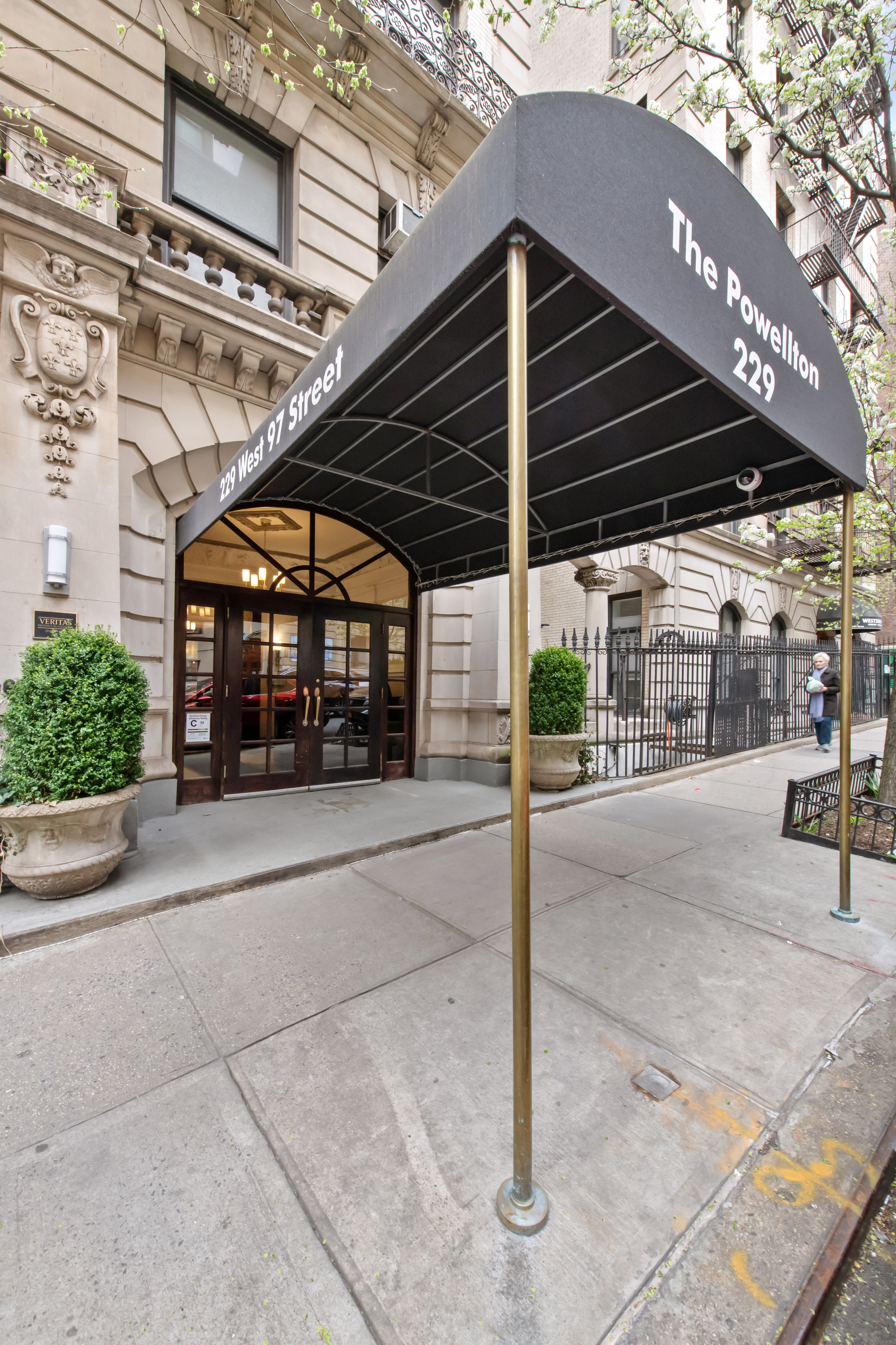 229 West 97th Street, Unit 5E Manhattan, NY 10025 - Photo 18 of 19