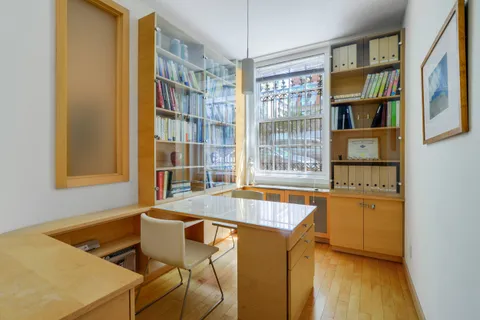 $565,000 | 570 Park Avenue, Unit GROUND D | Lenox Hill