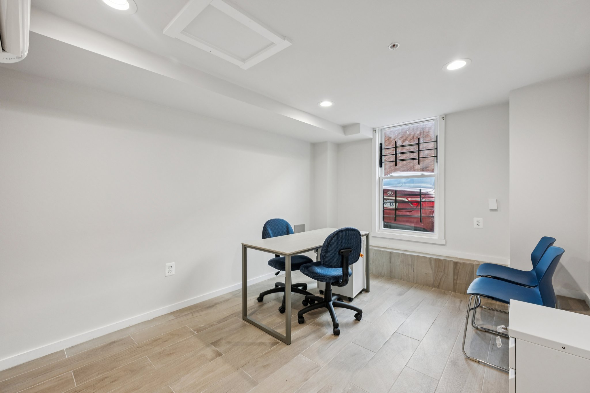 2708 Ontario Road Northwest Washington, DC 20009 - Photo 29 of 38