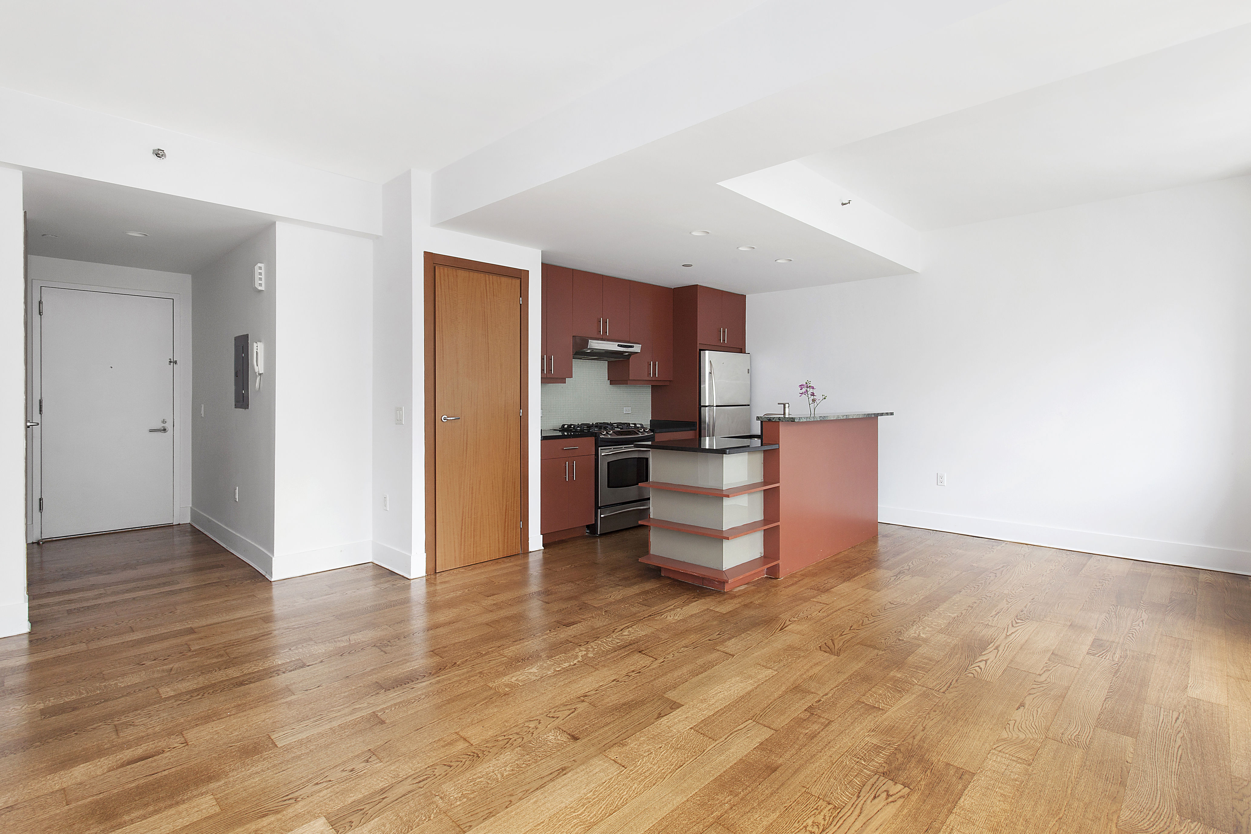 440 Kent Avenue, Unit 19F Brooklyn, NY 11249 - Photo 5 of 11