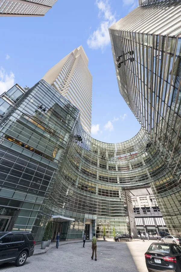 $17,500 | 151 East 58th Street, Unit 39D | Midtown East