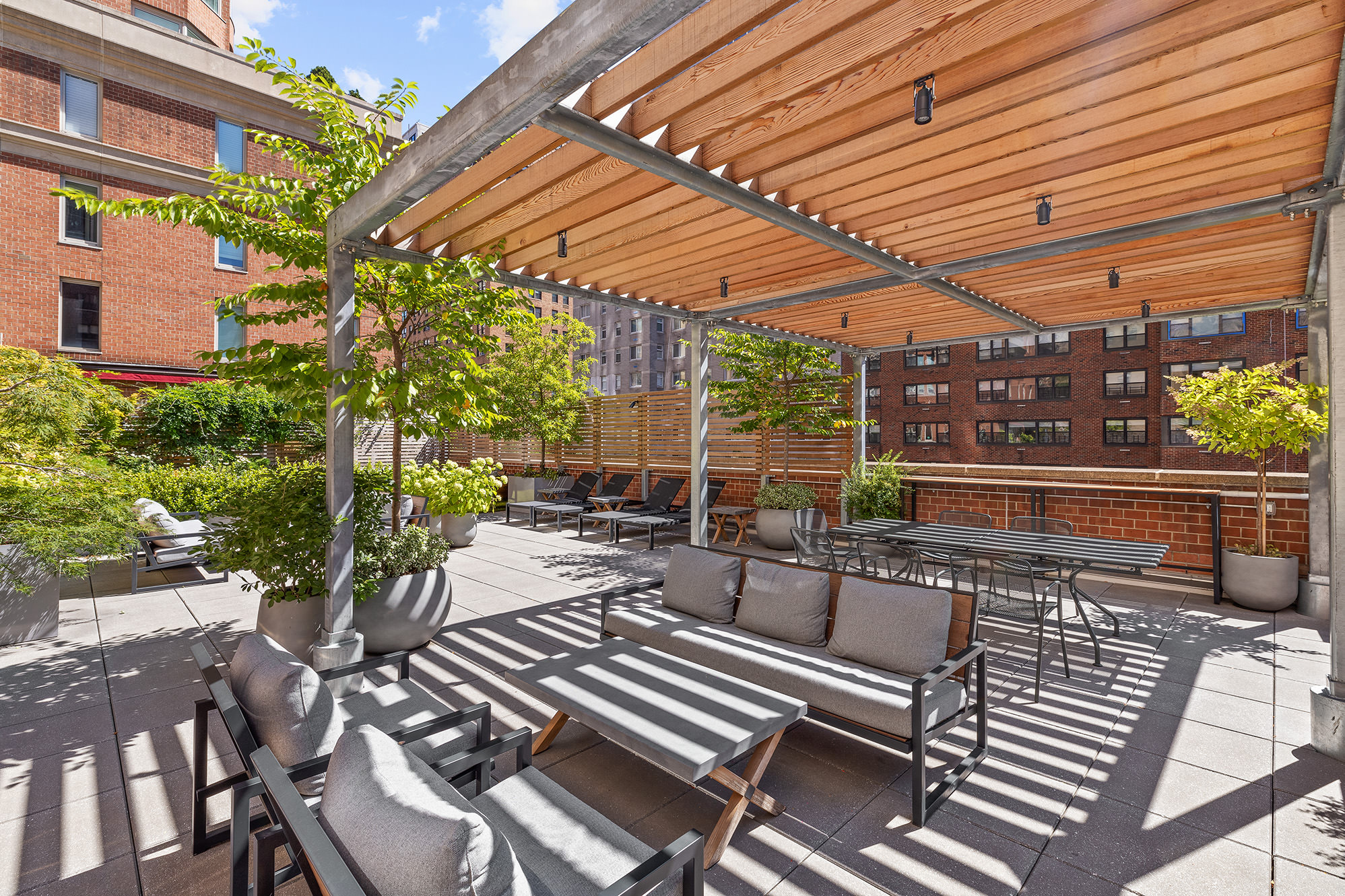 188 East 78th Street, Unit 23B Manhattan, NY 10075 - Photo 23 of 25