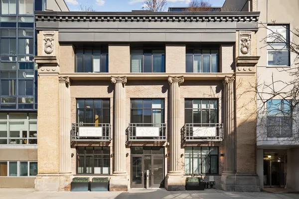 $5,000 | 139 Huron Street, Unit 3C | Greenpoint