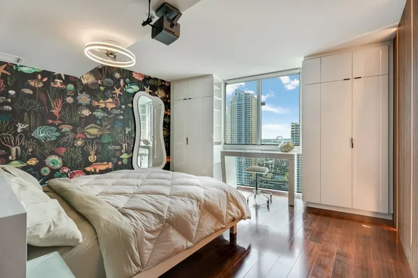 $7,775 | 335 South Biscayne Boulevard, Unit 2609, Miami, FL 33131