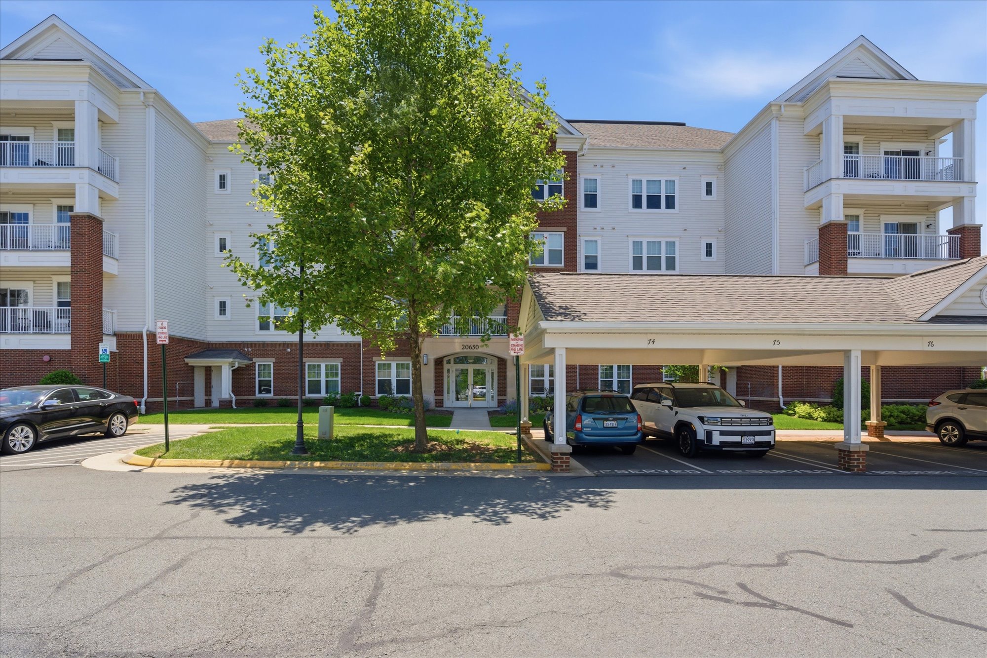 20650 Hope Spring Terrace, Unit 301 Ashburn, VA 20147 - Photo 7 of 38