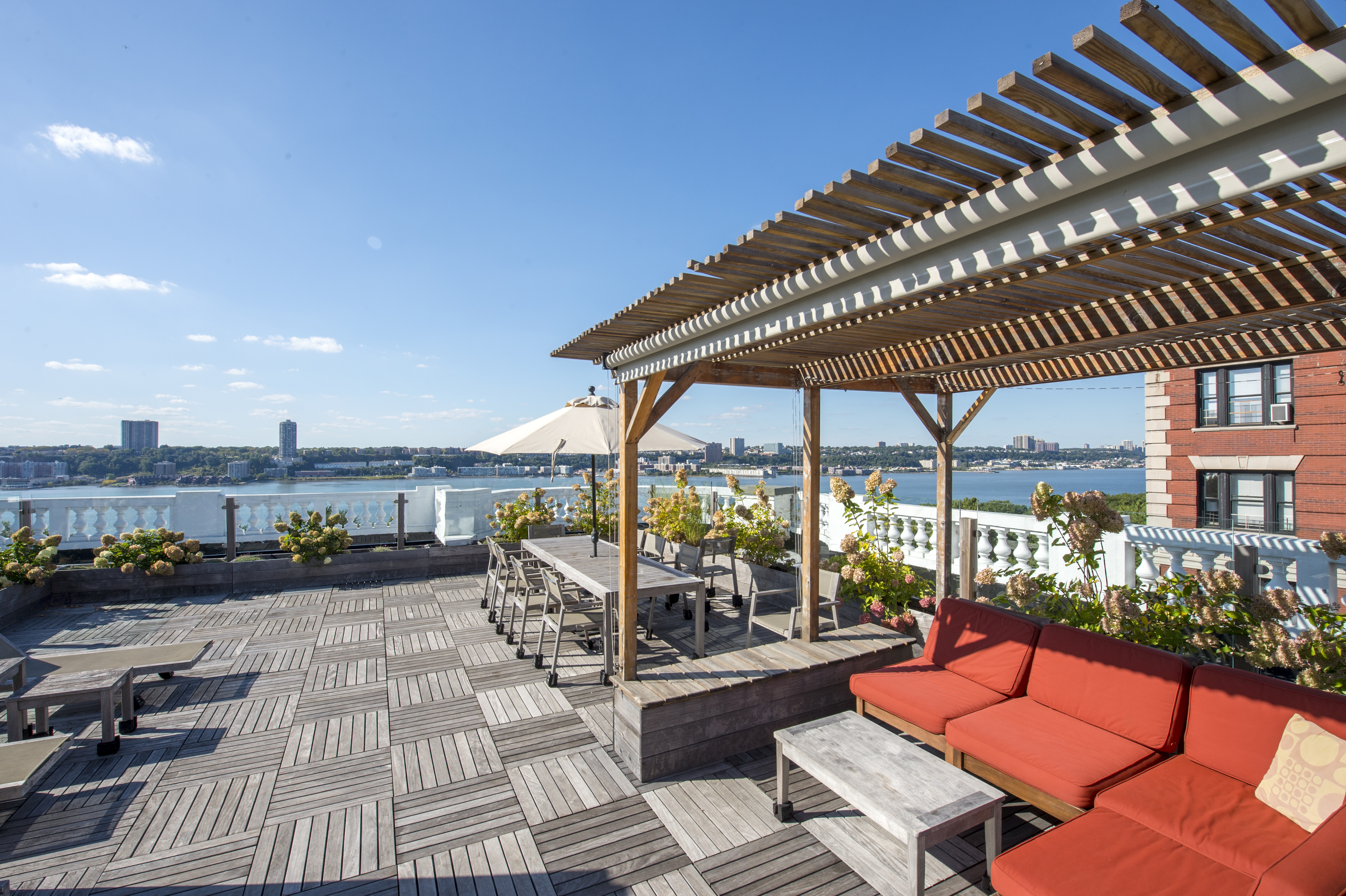194 Riverside Drive, Unit 5C/6C Manhattan, NY 10025 - Photo 18 of 26 a view of a swimming pool with a patio