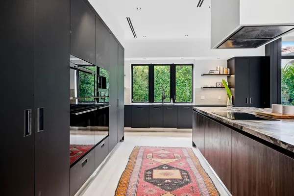 $8,888,000 | 229 Ridgewood Road, Miami, FL 33133