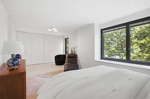 $1,200,000 | 531 Main Street, Unit 409 | Roosevelt Island