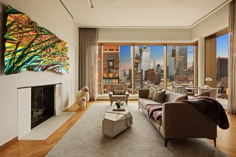 $27,500,000 | 551 West 21st Street, Unit PH19 | Chelsea
