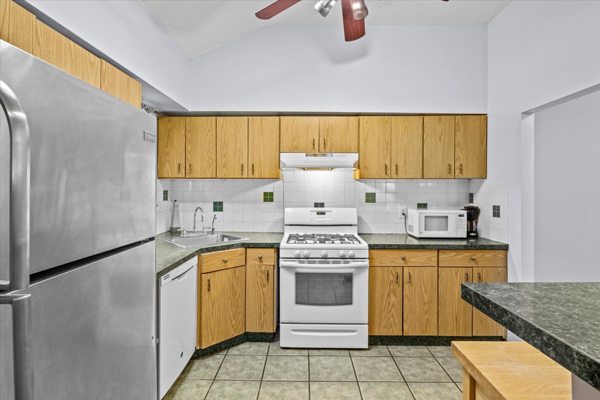 1109 East 93rd Street, Unit 303 Brooklyn, NY 11236 - Photo 6 of 15