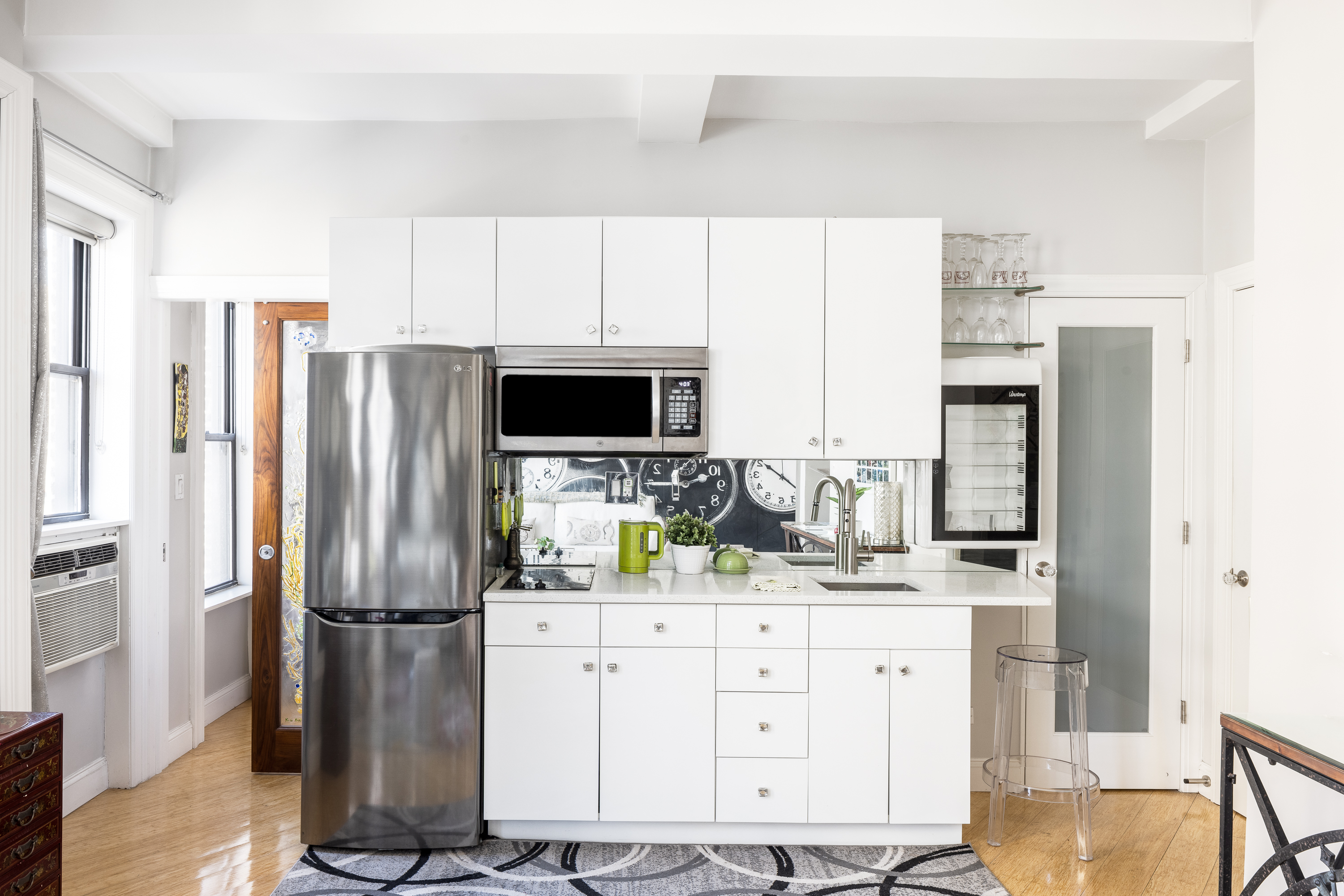 116 West 72nd Street, Unit 11B Manhattan, NY 10023 - Photo 3 of 8