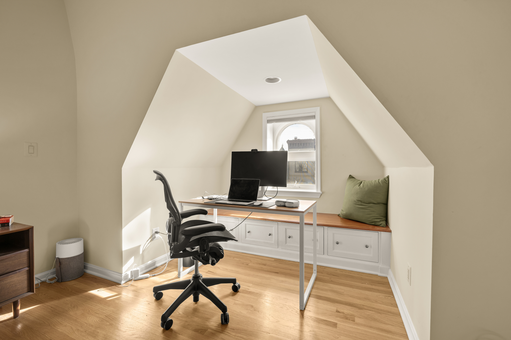 1325 R Street Northwest, Unit B Washington, DC 20009 - Photo 34 of 46