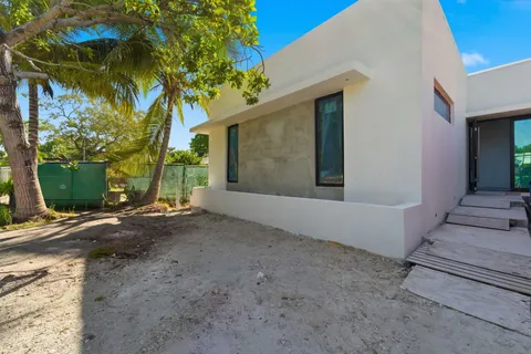 $2,950,000 | 170 Northwest 44th Street, Miami, FL 33127
