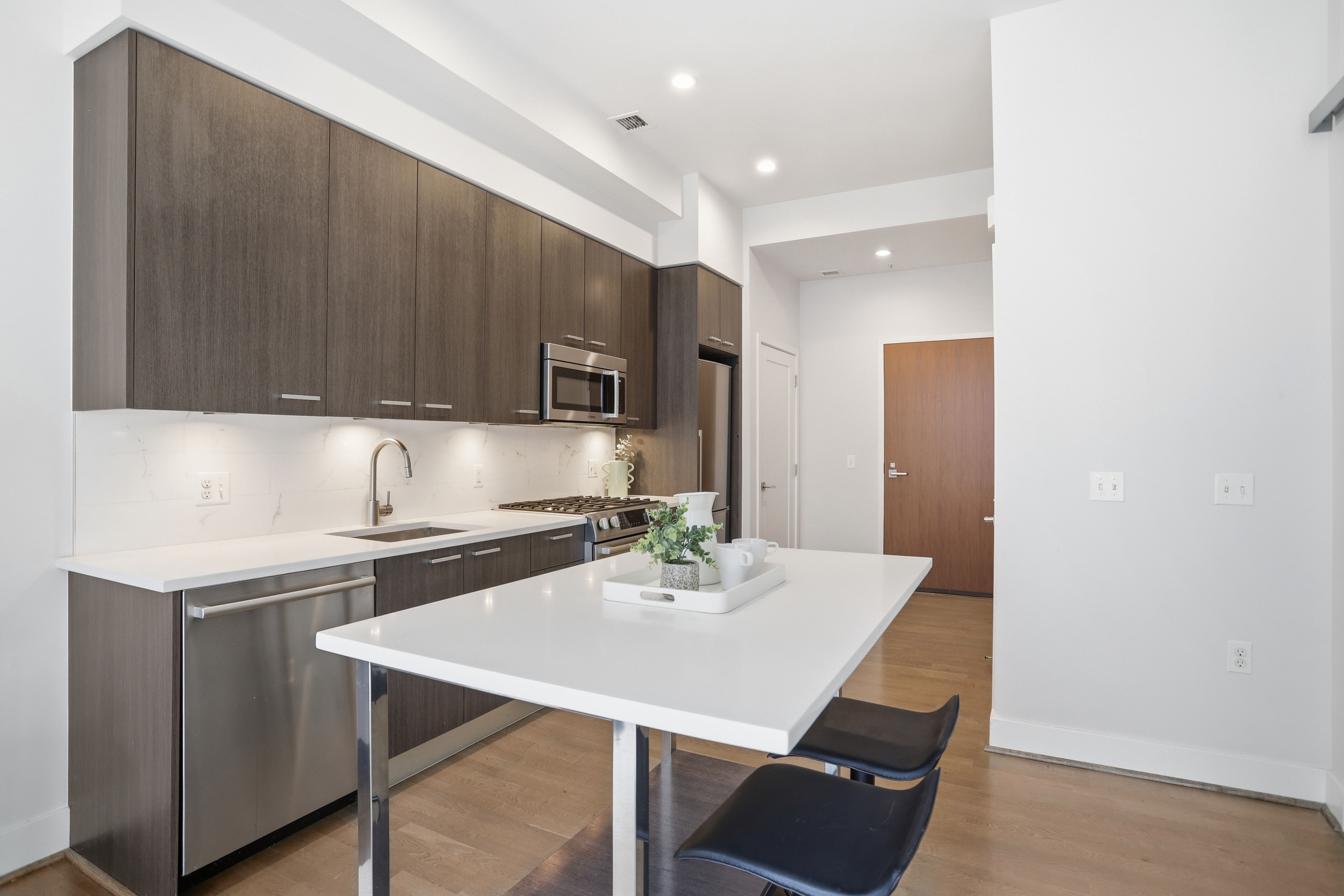 525 Water Street Southwest, Unit 311 Washington, DC 20024 - Photo 11 of 57