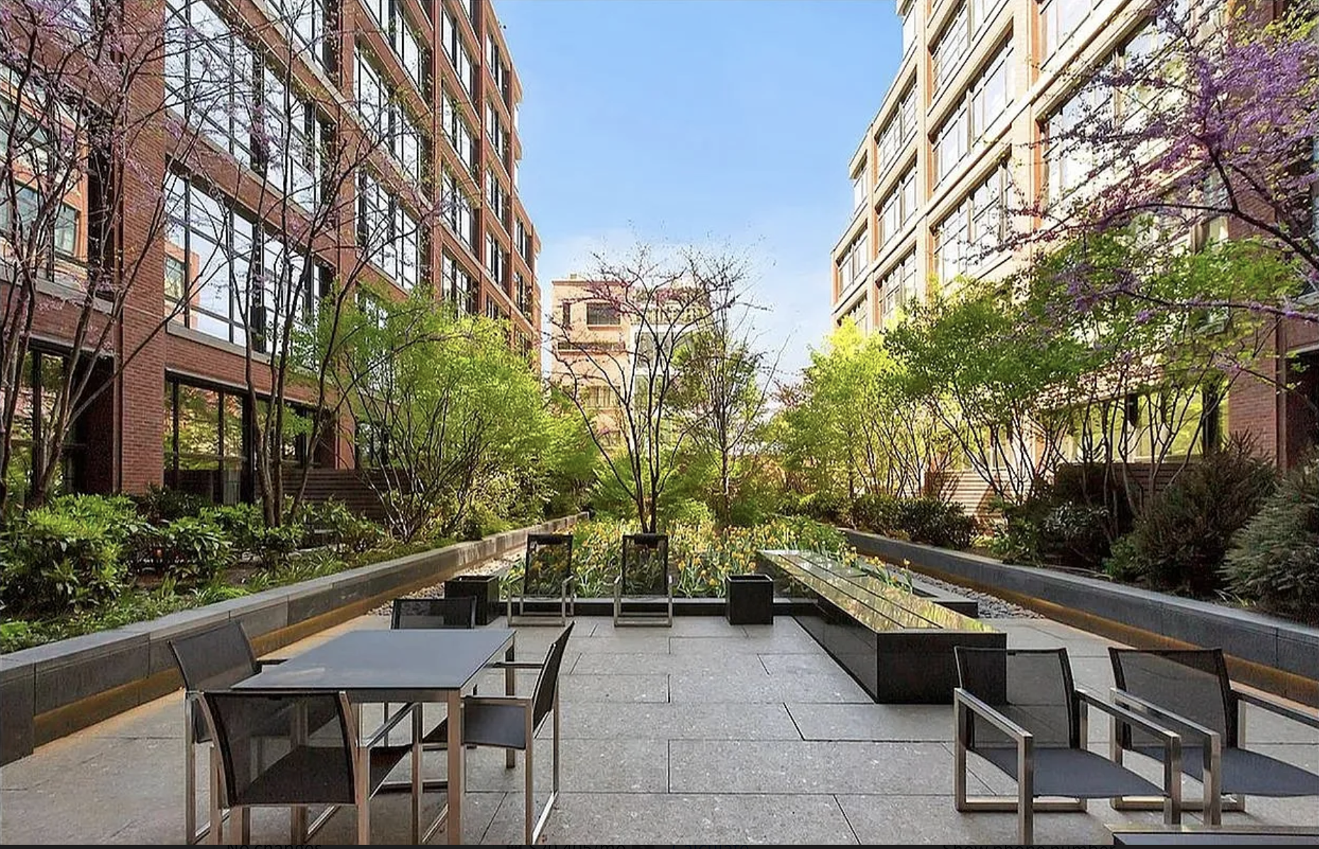 150 Charles Street, Unit 4AN Manhattan, NY 10014 - Photo 13 of 19 a swimming pool with outdoor seating and yard