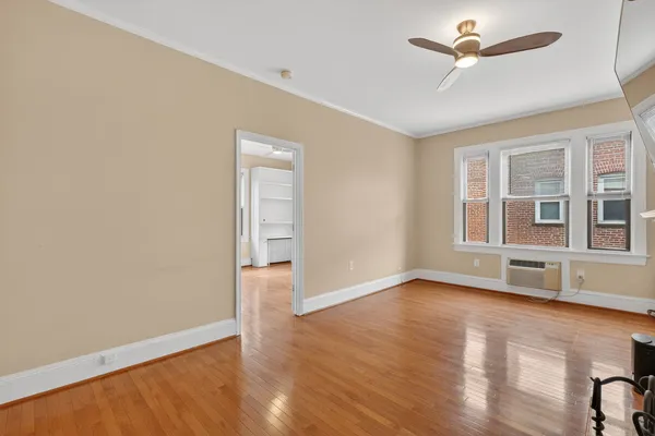 $2,100 | 3616 Connecticut Avenue Northwest, Unit 407, Washington, DC 20008