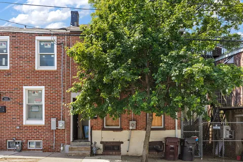 $130,000 | 624 West 8th Street, Wilmington, DE 19801