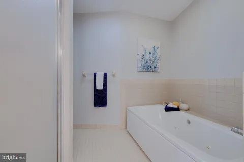 $5,200 | 4710 Old Dominion Drive, Arlington, VA 22207