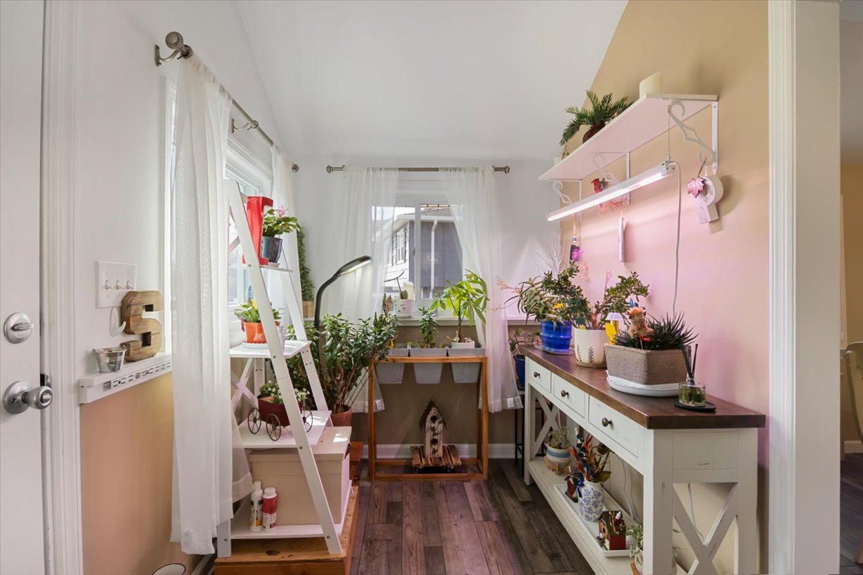 107 Kingston Road Parsippany, NJ 07054 - Photo 4 of 43 a view of living room with furniture and wooden floor