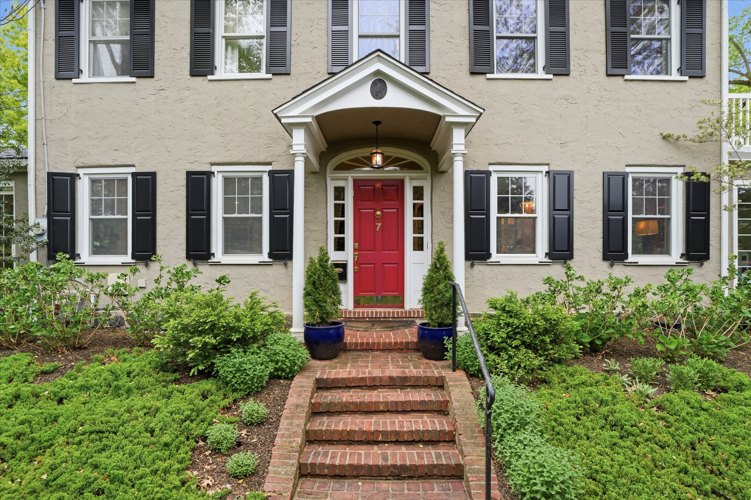7 Farm Road Wayne, PA 19087 - Photo 4 of 65