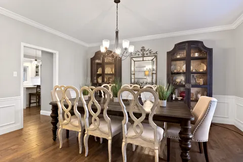 $1,995,000 | 13352 Weston Park Drive, St. Louis, MO 63131