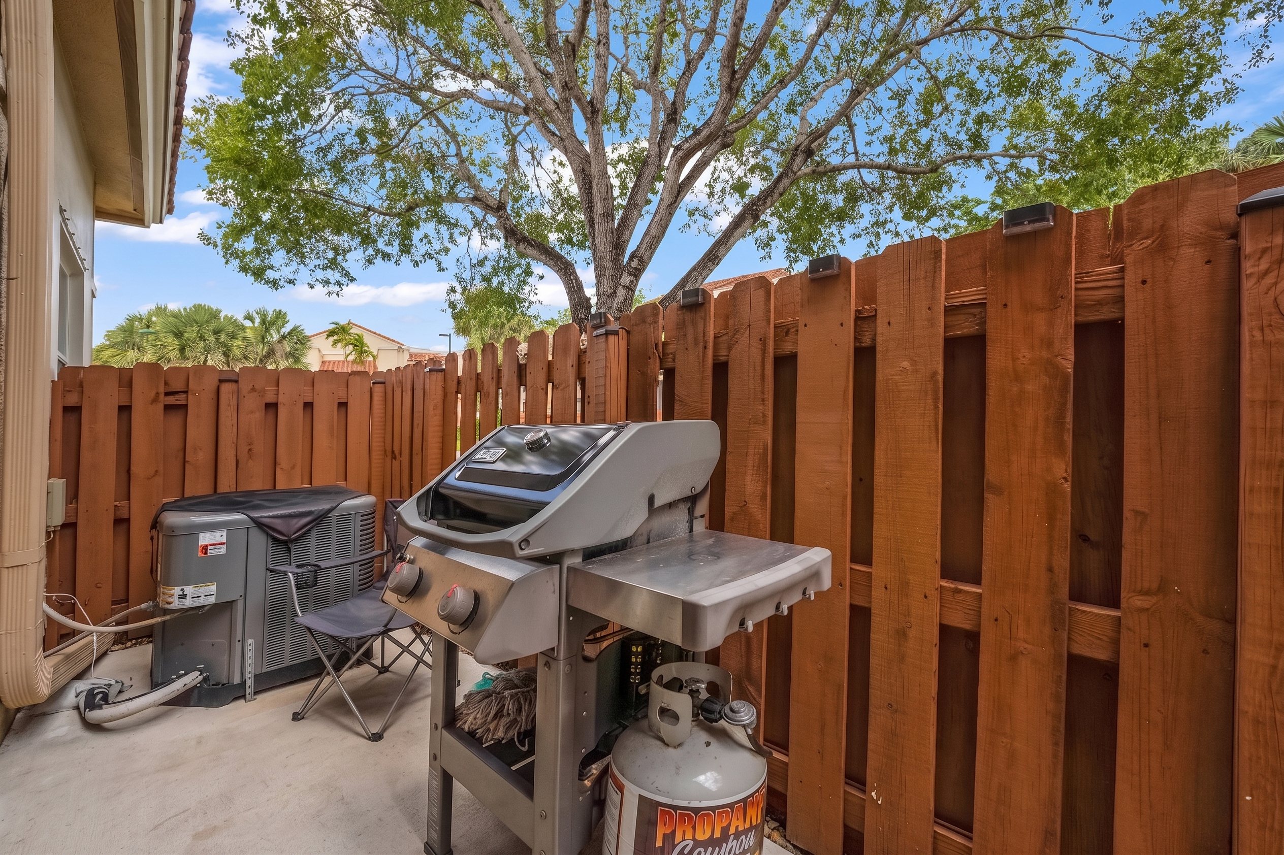 595 Racquet Club Road, Unit 74 Weston, FL 33326 - Photo 32 of 40