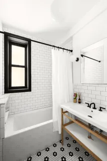 $850,000 | 135 Prospect Park Southwest, Unit A6 | Windsor Terrace