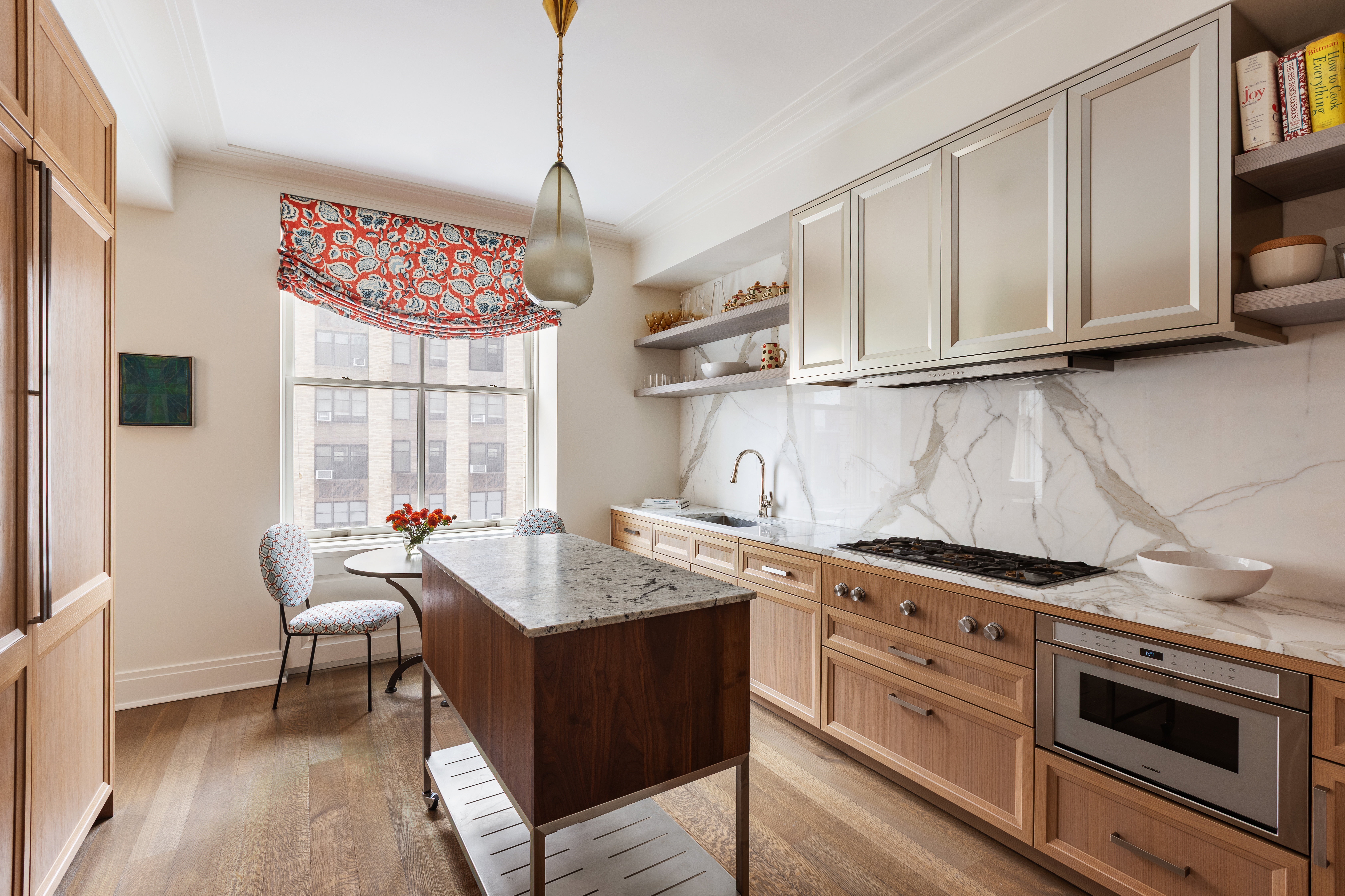 225 West 86th Street, Unit 1005 Manhattan, NY 10024 - Photo 4 of 15 a kitchen with a stove a sink and a refrigerator