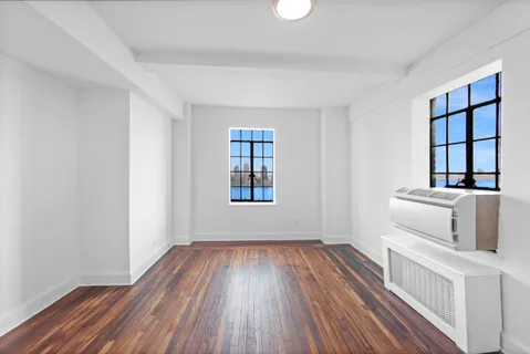 $315,000 | 5 Tudor City Place, Unit 1536 | Murray Hill