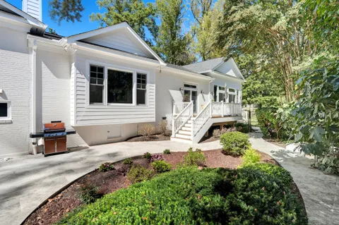 $2,575,000 | 8455 Portland Place, McLean, VA 22102