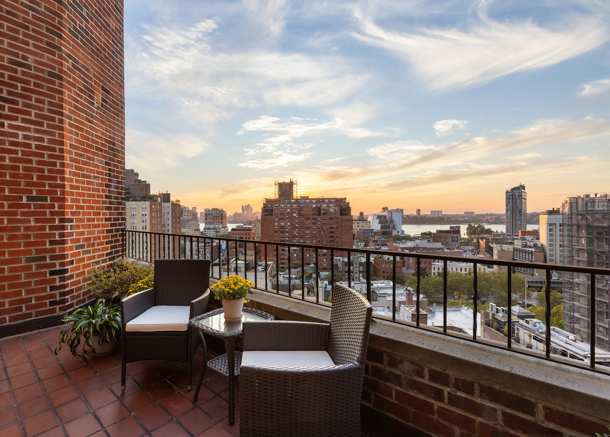 31 Jane Street, Unit 16A Manhattan, NY 10014 - Photo 10 of 17 a view of a chairs in the roof deck