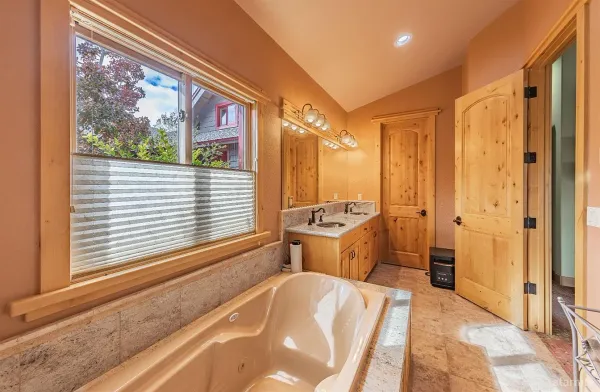 $1,150,000 | 355 River Ranch Road, Markleeville, CA 96120