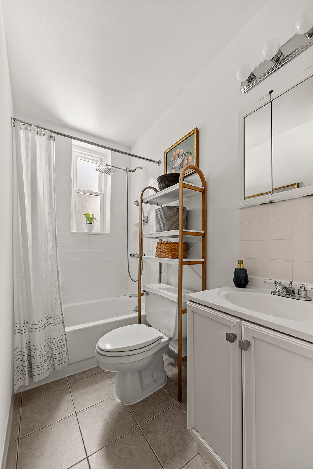 566 Prospect Place, Unit 4A Brooklyn, NY 11238 - Photo 9 of 10