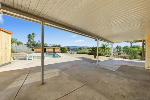 $800,000 | 612 Momar Lane, Escondido, CA 92027