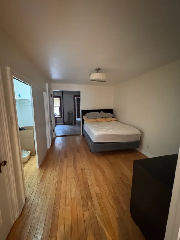 $3,950 | 386 Sterling Place, Unit 1 | Prospect Heights