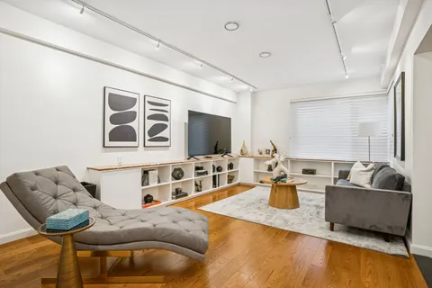 $2,135,000 | 440 East 56th Street, Unit 6FGH | Sutton Place