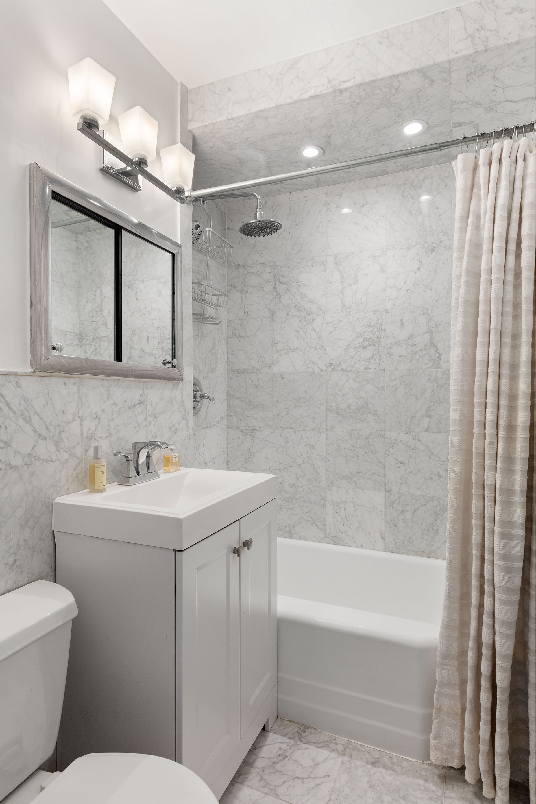 39 Gramercy Park North, Unit 5F Manhattan, NY 10010 - Photo 5 of 10