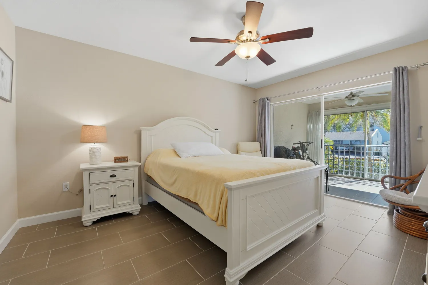 $297,500 | 304 108th Street West, Unit 110, Bradenton, FL 34209