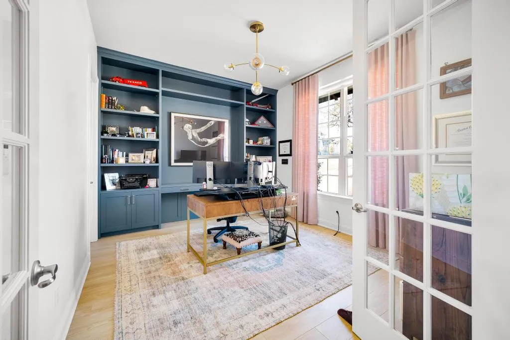 $1,695,000 | 17601 Stratus Cove, Austin, TX 78738