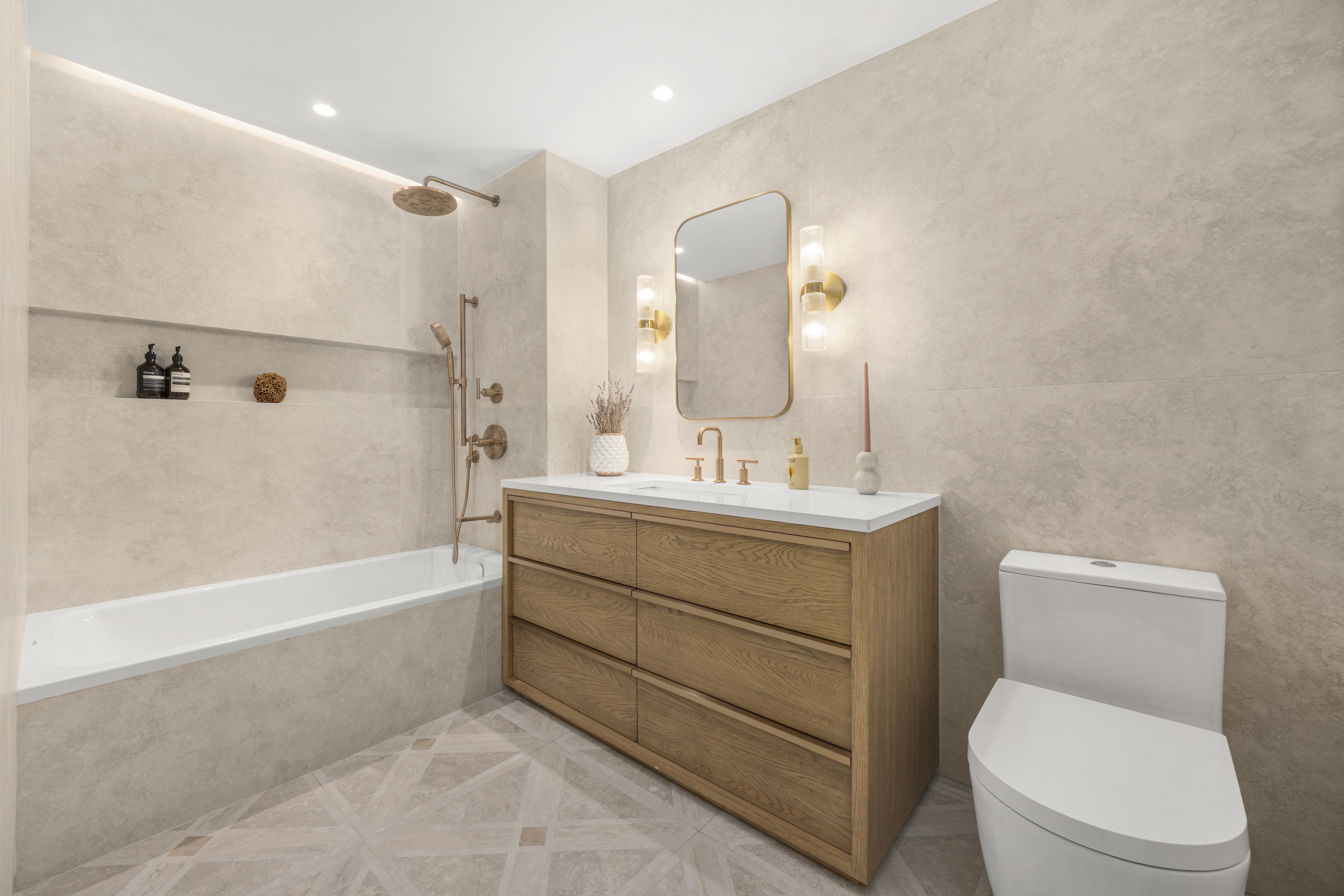 686 Leonard Street, Unit 1 Brooklyn, NY 11222 - Photo 11 of 19 Gallery Image 11