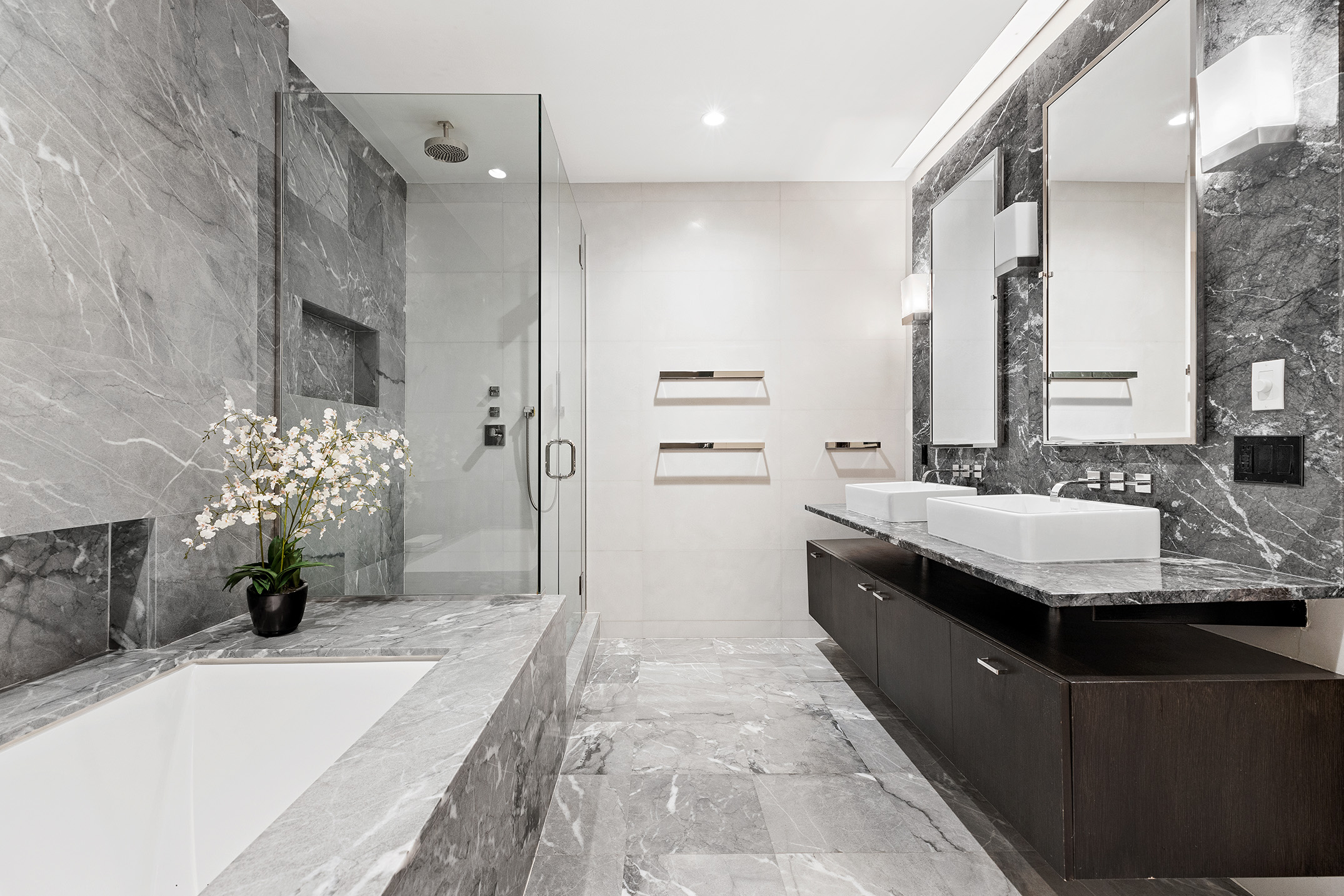 32 West 18th Street, Unit 7B Manhattan, NY 10011 - Photo 11 of 19 Gallery Image 11