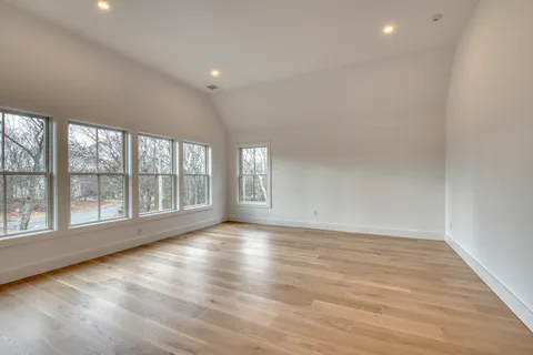 $4,650,000 | 23 Fairway Drive, East Hampton, NY 11937