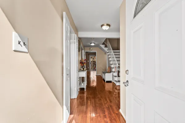 $600,000 | 8024 Bethelen Woods Lane, Springfield, VA 22153