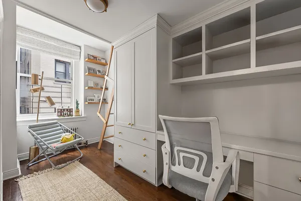 $2,895,000 | 895 West End Avenue, Unit 1B | Upper West Side